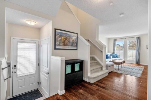 32 Auburn Bay Boulevard Se, Calgary, AB - Indoor Photo Showing Other Room