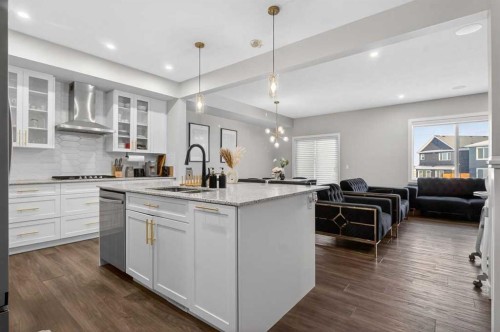 66 Belmont Manor Sw, Calgary, AB - Indoor Photo Showing Kitchen With Double Sink With Upgraded Kitchen