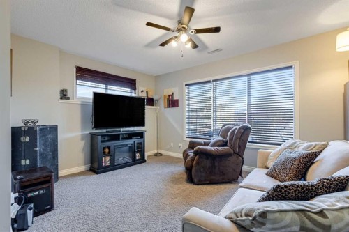 521 Westmount Close, Okotoks, AB - Indoor