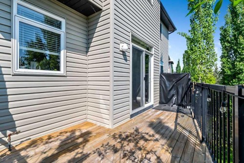521 Westmount Close, Okotoks, AB - Outdoor