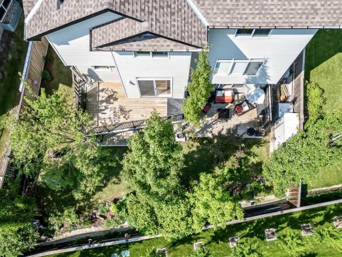 521 Westmount Close, Okotoks, AB - Outdoor