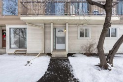 3-2519 38 Street NE Calgary, AB T1Y 4W8