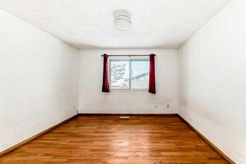 203 Falwood Way Ne, Calgary, AB - Indoor Photo Showing Other Room
