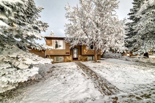 203 Falwood Way Ne, Calgary, AB - Outdoor