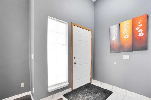 6934 Laguna Way Ne, Calgary, AB - Indoor Photo Showing Other Room