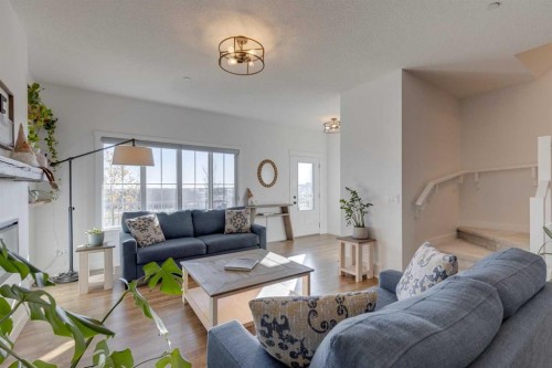 14965 1 Street Nw, Calgary, AB - Indoor Photo Showing Living Room