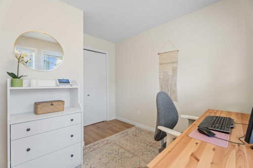 160 Copperleaf Way Se, Calgary, AB - Indoor Photo Showing Office