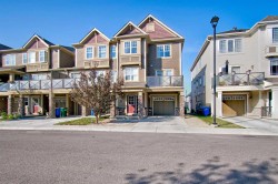 221 Hillcrest Gardens SW Airdrie, AB T4B 4J2