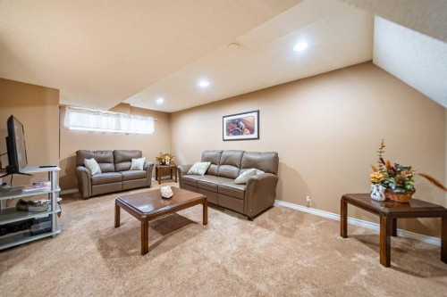 959 Ranchview Crescent Nw, Calgary, AB - Indoor Photo Showing Basement