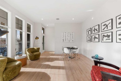 226 Mahogany Bay Se, Calgary, AB - Indoor Photo Showing Other Room