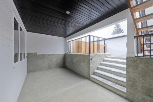 5007 21 Avenue Nw, Calgary, AB - Outdoor With Exterior