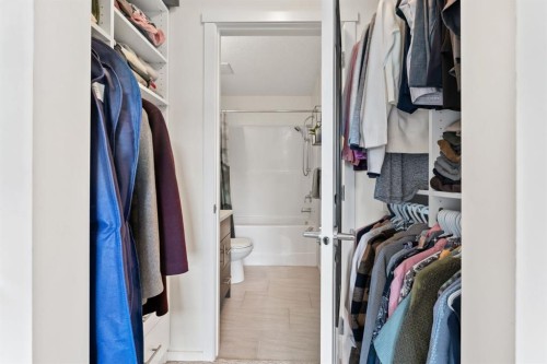 2109-298 Sage Meadows Park Nw, Calgary, AB - Indoor With Storage