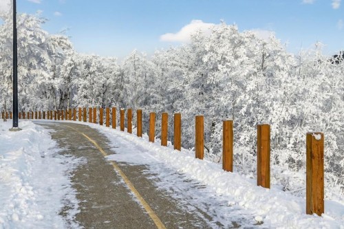 235 Ascot Circle Sw, Calgary, AB - Outdoor