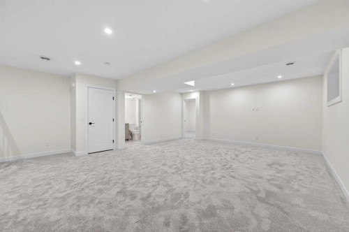 29 Rowmont Common Nw, Calgary, AB - Indoor