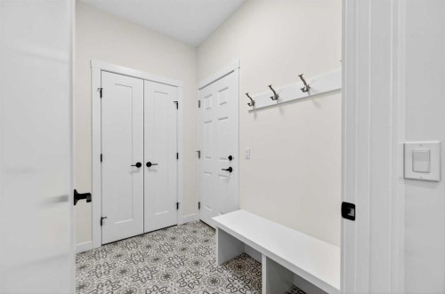 29 Rowmont Common Nw, Calgary, AB - Indoor Photo Showing Other Room