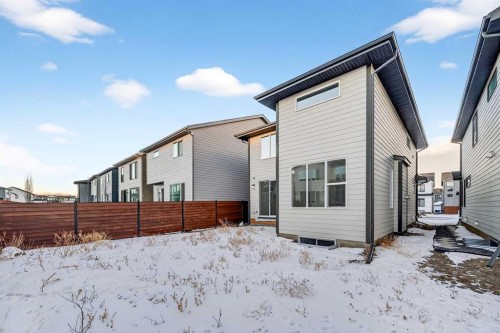 29 Rowmont Common Nw, Calgary, AB - Outdoor With Exterior