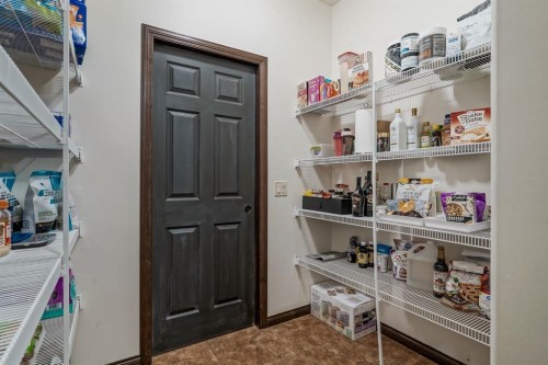 203 Sunset Circle, Cochrane, AB - Indoor