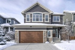 63 Ravenscroft Close SE Airdrie, AB T4A 0M1