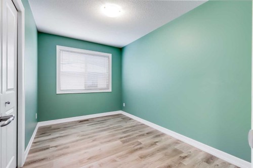 509-121 Copperpond Common Se, Calgary, AB - Indoor Photo Showing Other Room