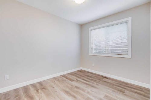 509-121 Copperpond Common Se, Calgary, AB - Indoor Photo Showing Other Room