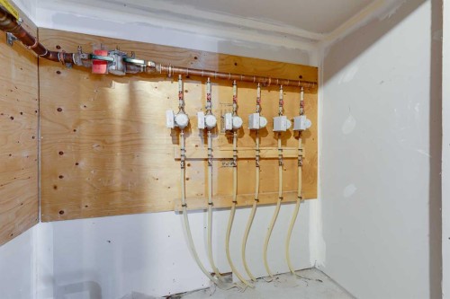 509-121 Copperpond Common Se, Calgary, AB - Indoor Photo Showing Other Room