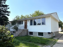 3918 56 Avenue  Red Deer, AB T4N 4P5