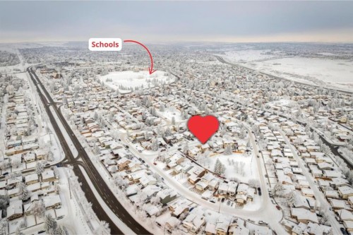 16 Bedwood Rise Ne, Calgary, AB - Outdoor With View