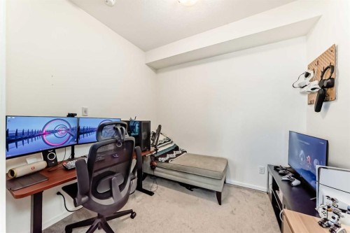 4301-215 Legacy Boulevard Se, Calgary, AB - Indoor Photo Showing Office