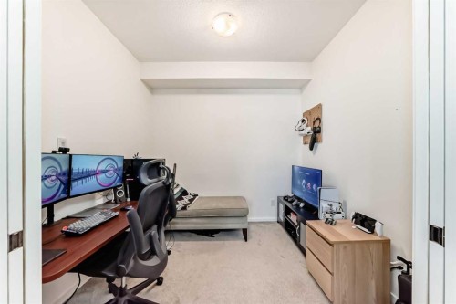 4301-215 Legacy Boulevard Se, Calgary, AB - Indoor Photo Showing Office