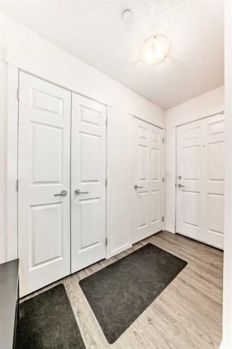 4301-215 Legacy Boulevard Se, Calgary, AB - Indoor Photo Showing Other Room