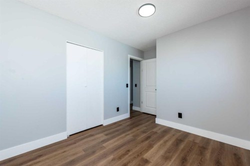 13 Martingrove Court Ne, Calgary, AB - Indoor Photo Showing Other Room