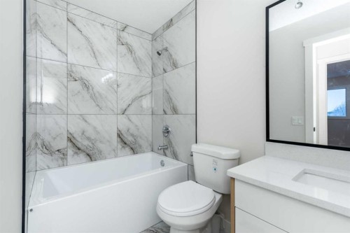 7277 Laguna Way Ne, Calgary, AB - Indoor Photo Showing Bathroom