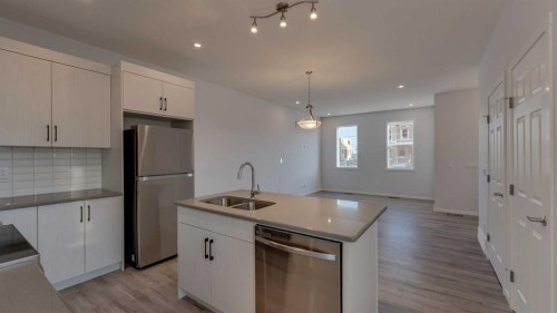 8888 Cityscape Drive Ne, Calgary, AB - Indoor Photo Showing Kitchen With Double Sink