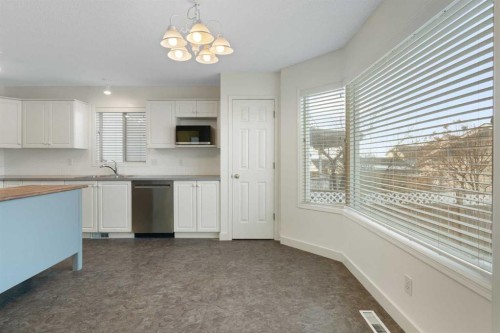 154 Arbour Crest Circle Nw, Calgary, AB - Indoor Photo Showing Kitchen