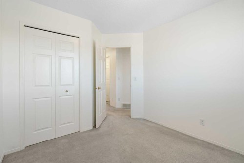 154 Arbour Crest Circle Nw, Calgary, AB - Indoor Photo Showing Other Room