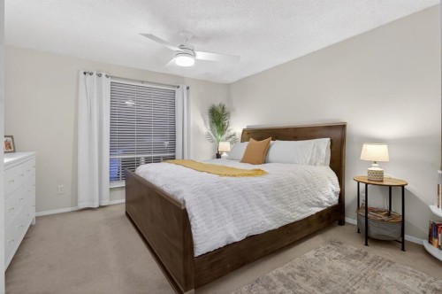 643 Strathcona Drive Sw, Calgary, AB - Indoor Photo Showing Bedroom