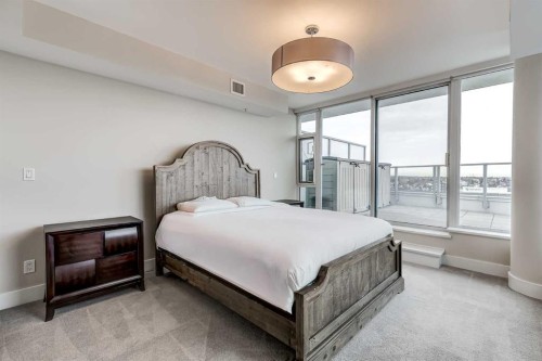 1802-519 Riverfront Avenue Se, Calgary, AB - Indoor Photo Showing Bedroom