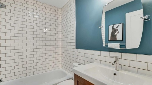 13008 Bonaventure Drive Se, Calgary, AB - Indoor Photo Showing Bathroom