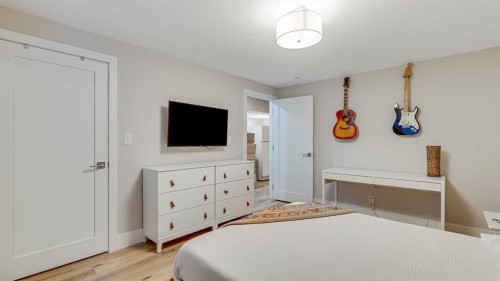 13008 Bonaventure Drive Se, Calgary, AB - Indoor Photo Showing Bedroom