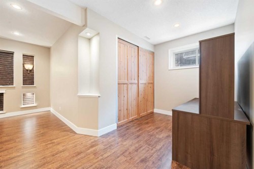220 Walden Heights Se, Calgary, AB - Indoor Photo Showing Other Room