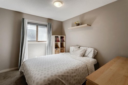 48 Sage Valley Drive Nw, Calgary, AB - Indoor Photo Showing Bedroom