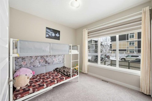 4 Cornergate Place Ne, Calgary, AB - Indoor