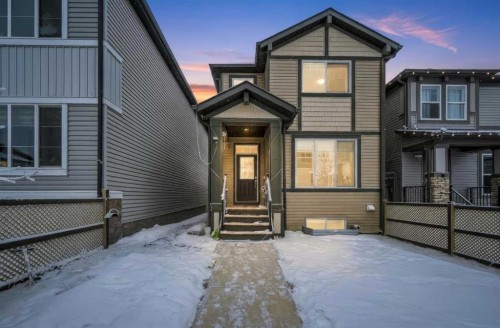 4 Cornergate Place Ne, Calgary, AB - Outdoor With Deck Patio Veranda With Facade