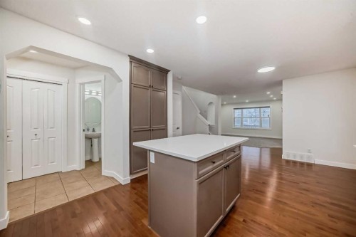 79 Saddlebrook Way Ne, Calgary, AB - Indoor Photo Showing Other Room