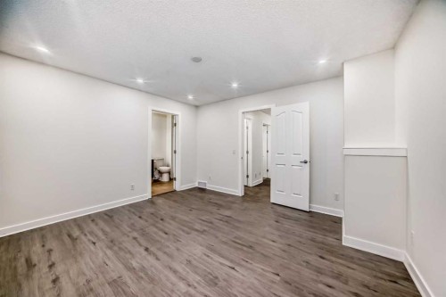 79 Saddlebrook Way Ne, Calgary, AB - Indoor Photo Showing Other Room