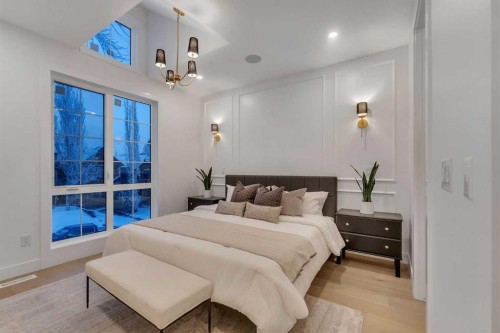 223 29 Avenue Nw, Calgary, AB - Indoor Photo Showing Bedroom