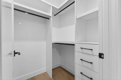 223 29 Avenue Nw, Calgary, AB - Indoor