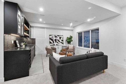 223 29 Avenue Nw, Calgary, AB - Indoor