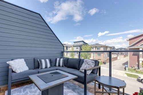 19 Sage Bluff Gate Nw, Calgary, AB - Outdoor With Balcony With Exterior