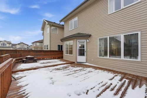 32 Evanscove Heights Nw, Calgary, AB - Outdoor With Exterior